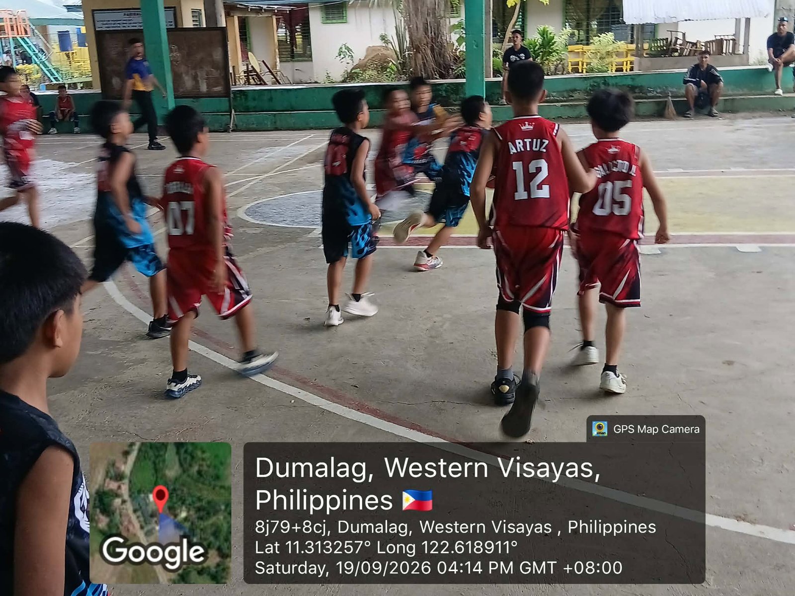 BASKETBALL